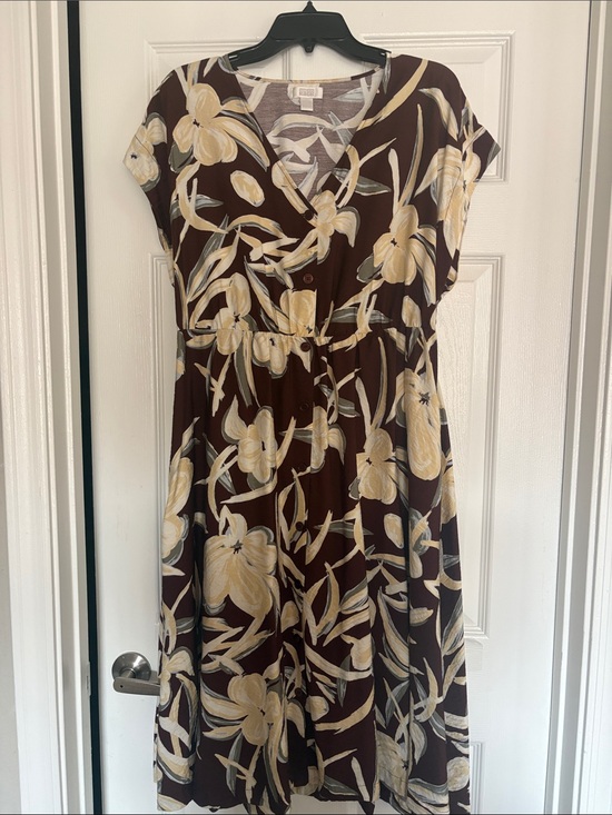 Nordstrom Dresses & Skirts - Nordstrom Brown Midi Dress with Cream Floral Motif